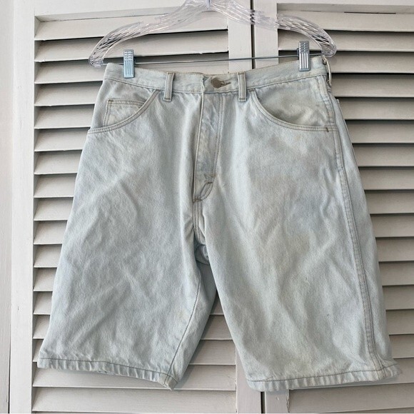 Vintage Wrangler Lightwash Denim Bermuda Shorts size 31 - Picture 1 of 8